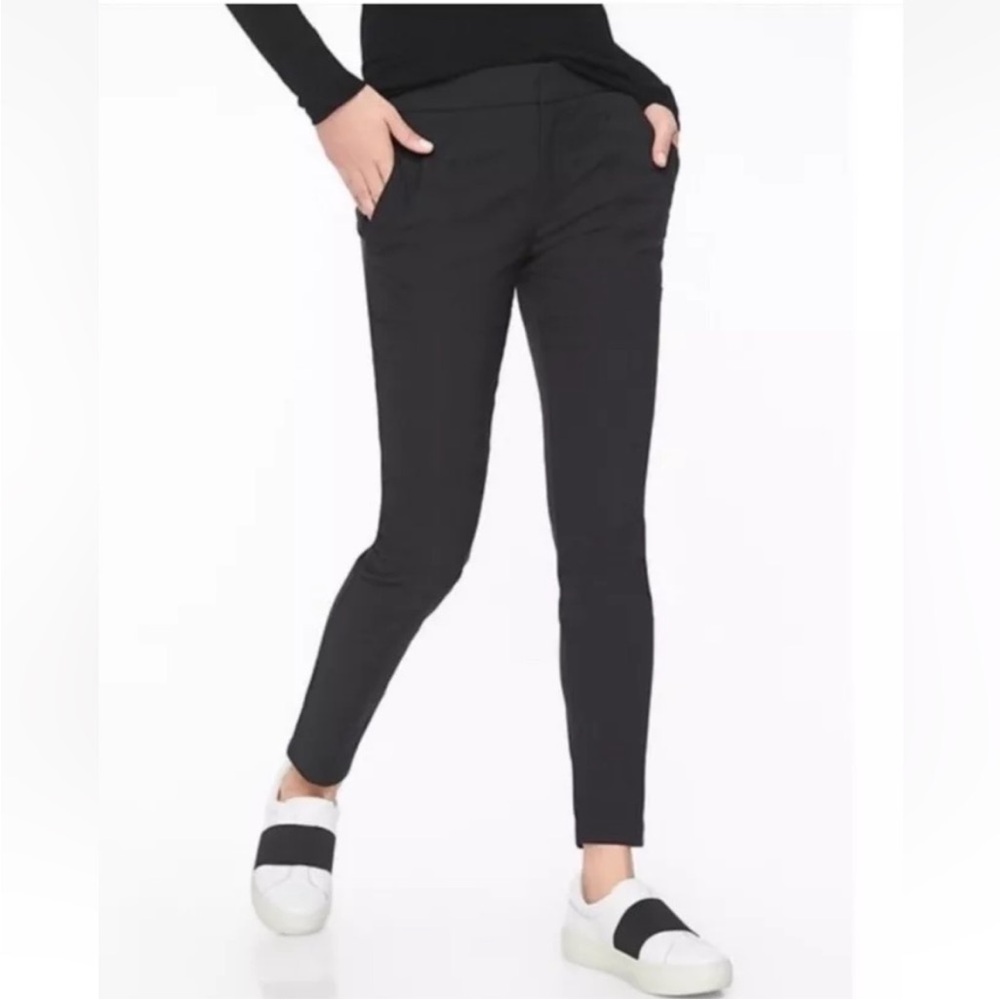 Athleta Wander‎ Stash Skinny Nylon Pant